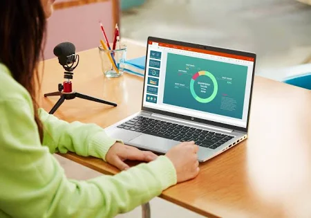 PORTATIL HP 440 - Image 4